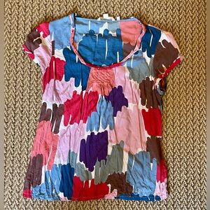 Short sleeve blouse from Boden in US 8 size. Lightly worn.
